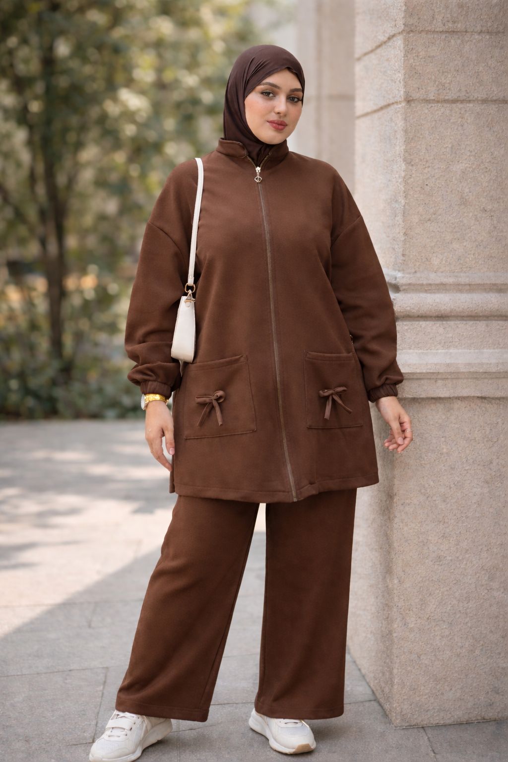 💎 الطقم النسائي الرياضي تصميم أنيق ومريح للاستخدام اليومي 💎