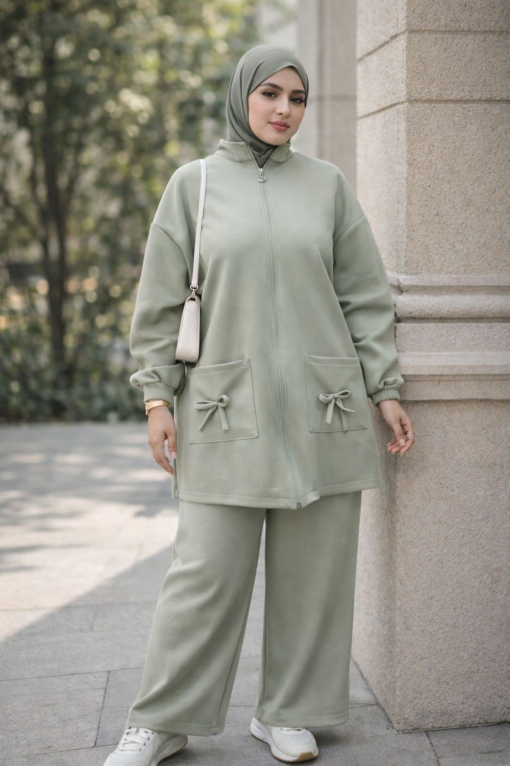 💎 الطقم النسائي الرياضي تصميم أنيق ومريح للاستخدام اليومي 💎